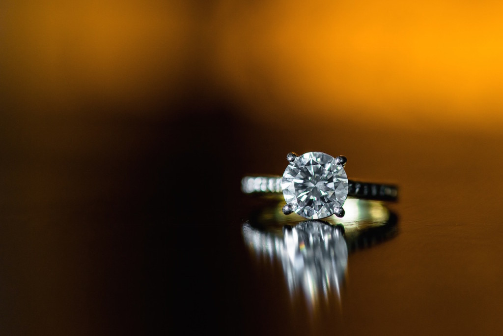 gold-round-engagement-ring