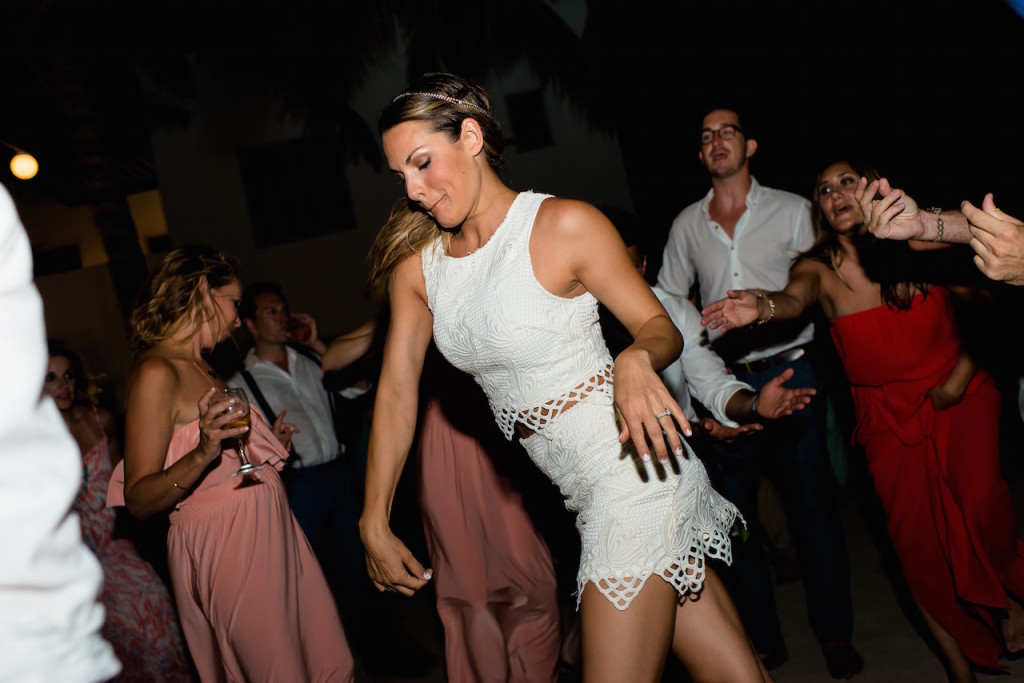 whitney-dance-party