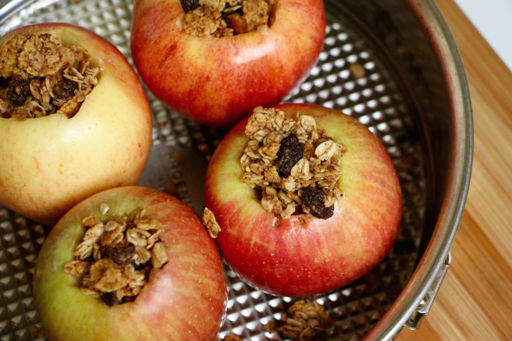 Baked Apples with Granola
