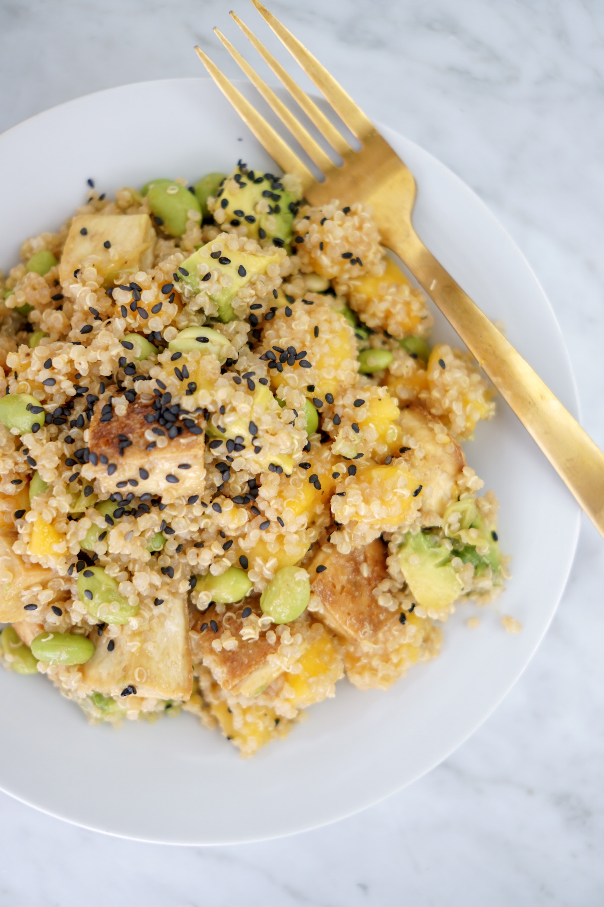 vegan mango edamame quinoa salad