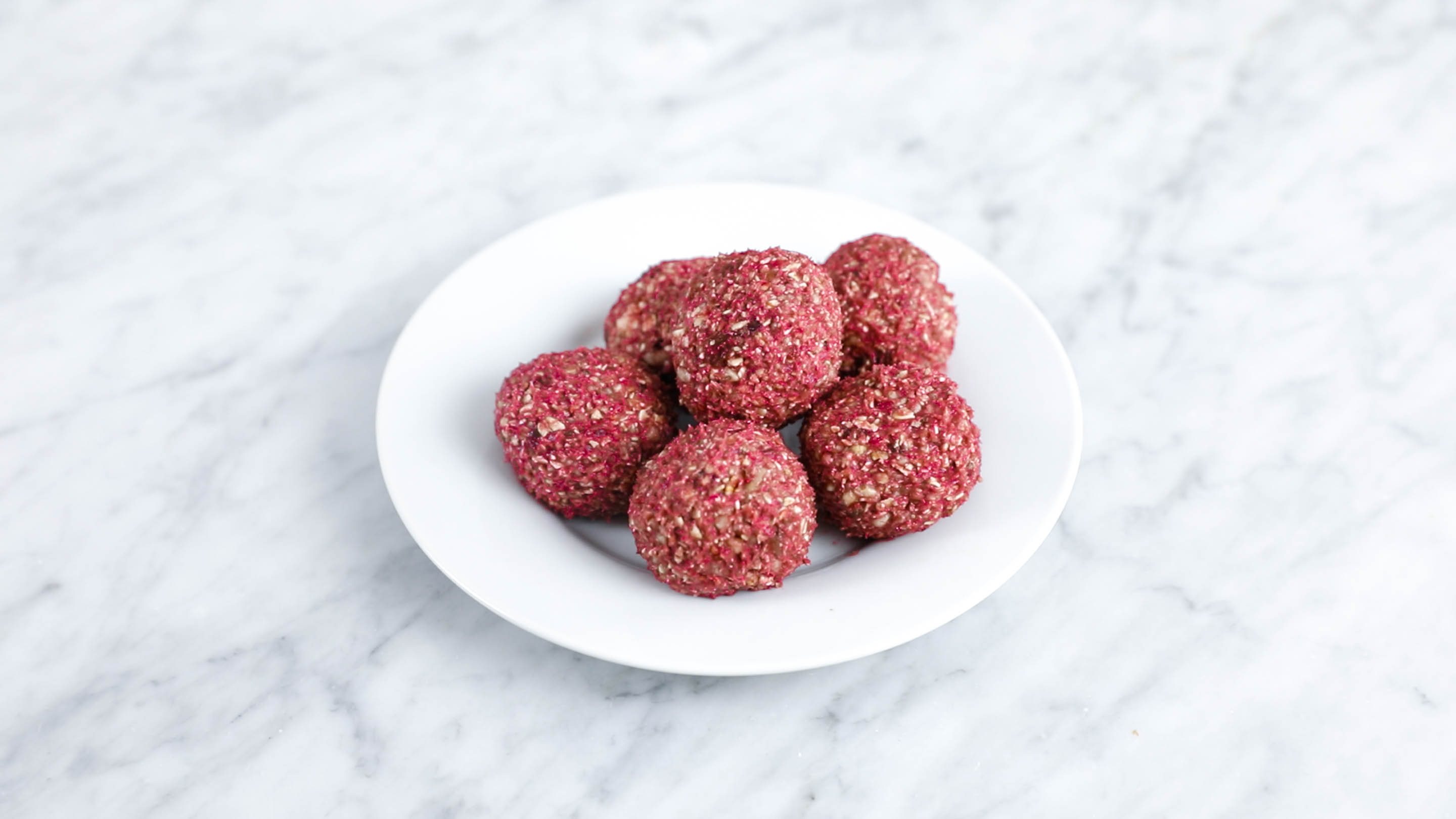 peanut butter raspberry power balls