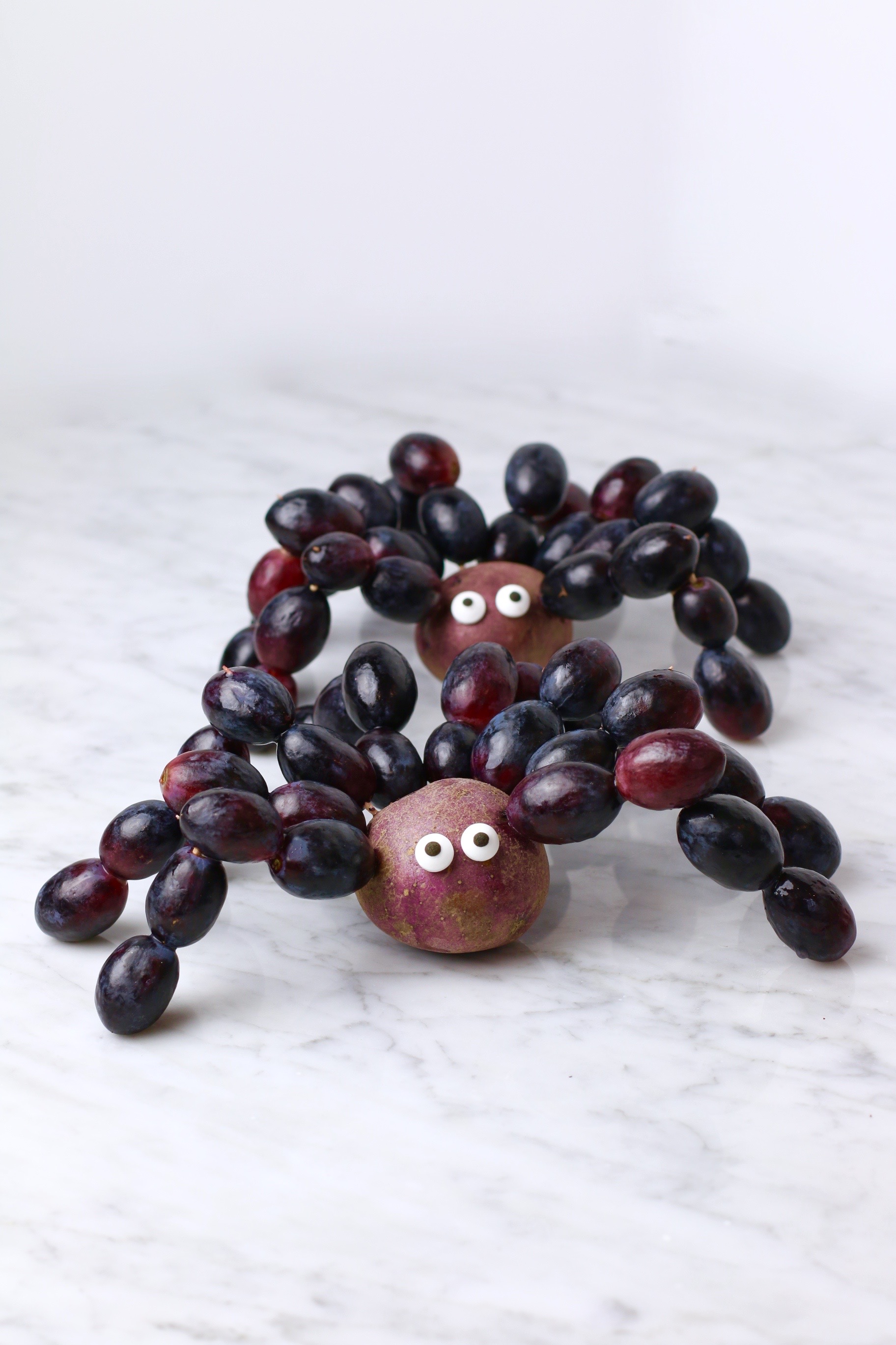 grape spiders halloween healthy