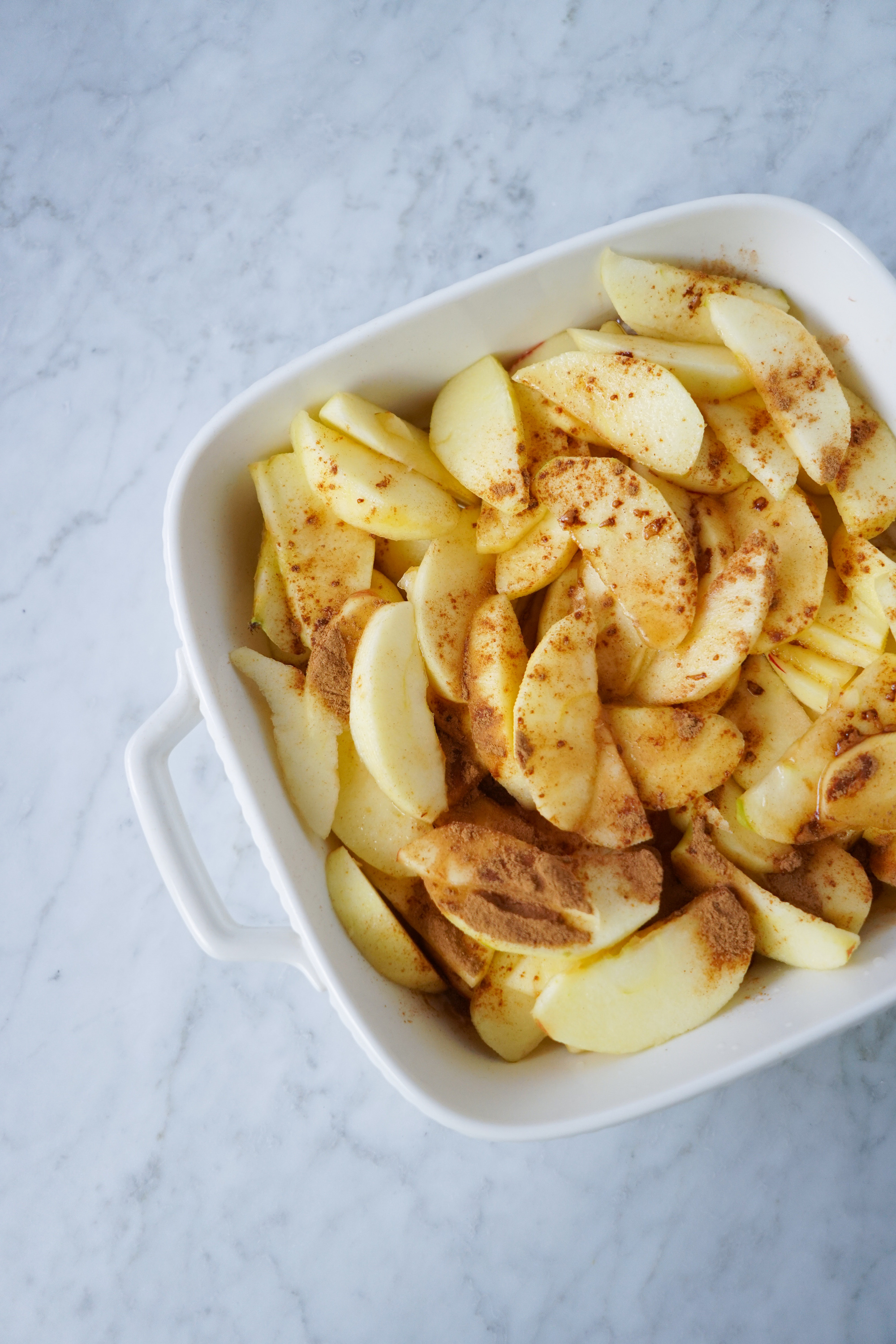 apples for vegan apple crisp