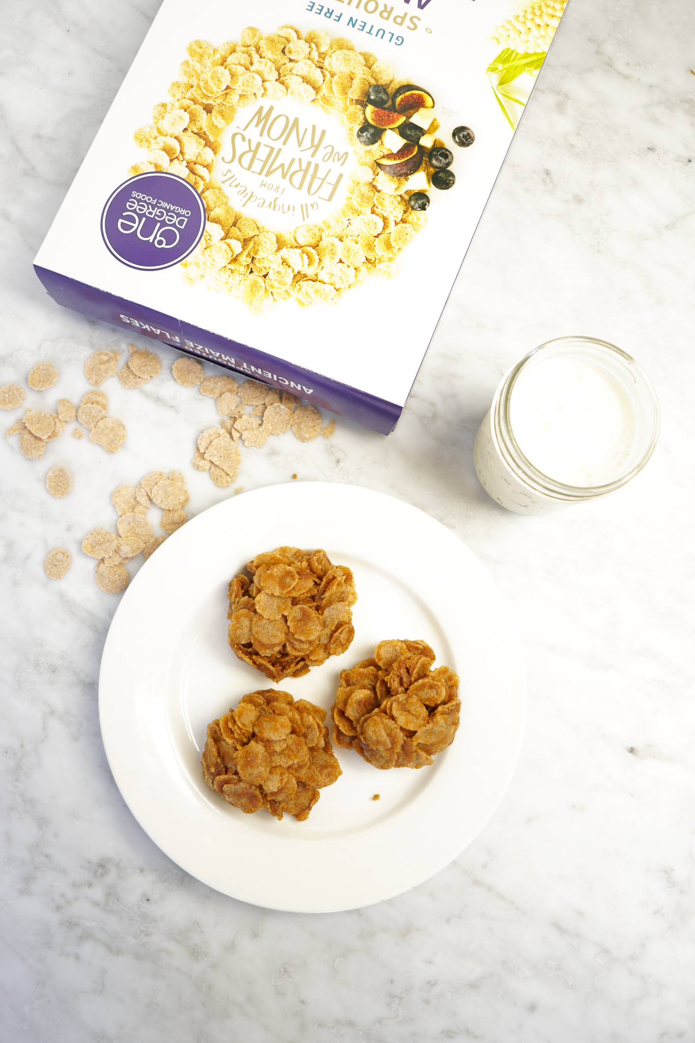One degree box and cornflake clusters
